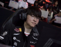 ‘월즈 결승 리매치’서 웃었다…T1, KT에 2-0 승리 [쿠키 현장]