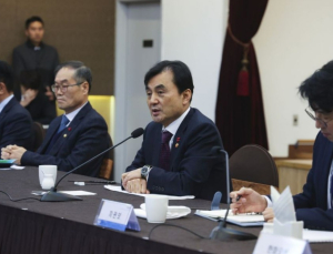 안규백 장관, 콜비 美 정책차관 접견…전작권 전환·핵잠 건조 등 한미동맹 현안 논의