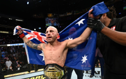 볼카노프스키, 디에고 로페스 상대로 1차 방어전…“37살에도 은퇴 없다” [UFC]