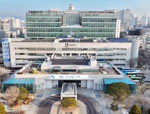 수원시, ‘장벽 없는 키오스크’ 전면 시행