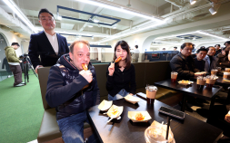 당구 치며 맛있는 식사도 함께…PBA 라운지, 개소식 개최