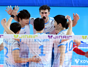 ‘정지석 23점’ 대한항공, 한전에 3-1 승리…1위 탈환 성공 [쿠키 현장]