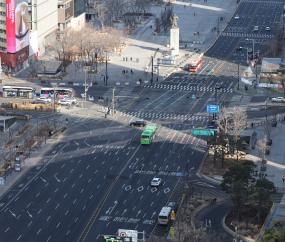 ‘설 연휴’ 한산한 도심