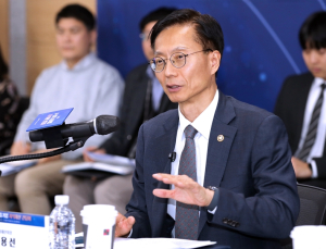 'K-뷰티 위조상품 대응'… 김용선 지식재산처장, 'K-뷰티 수출기업 지식재산간담회'