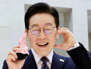 李대통령 지지율 67% ‘취임 후 최고’…민주 45%·국힘 17% 격차 확대 [NBS]