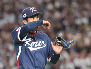 ‘세계 최강’ 日에 당당히 맞섰지만…한국, 한일전 6-8 역전패 [WBC]
