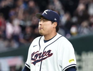 대만전 선발 류현진, 2회초 솔로포 맞아…한국, 0-1 [WBC] 