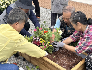 산불 피해지역 ‘희망정원 나눔 프로젝트’… [한수정 소식]