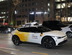 카카오모빌리티, 자율주행 택시 출발…우버·웨이모도 뛰어들까
