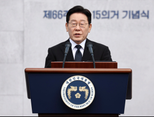 李대통령 “검찰개혁 선명성 경쟁 경계…기득권 반격 명분 줘선 안 돼”