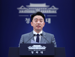 강훈식 “UAE, 한국 원유 공급 최우선 약속”…2400만 배럴 긴급 확보
