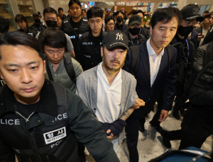 ‘필리핀 마약왕’ 박왕열, 9년 만에 송환