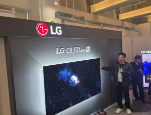 “더 밝고 더 선명하게”…LG전자, 차세대 올레드 TV로 글로벌 시장 정조준 [현장+]