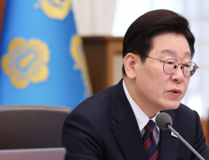李대통령 지지율 65%…민주 46%·국힘 19% [갤럽]