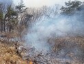 진주 명석면 산불 발생…헬기 6대 투입 진화 중