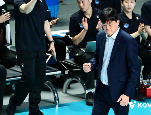 ‘챔프전 진출’ GS칼텍스 이영택 “선수들 대단해…우승 기회 꼭 잡을 것” [쿠키 현장]