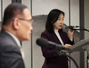 靑 대변인실 개편…전은수 부대변인→대변인 승진