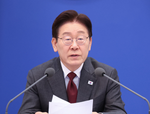 李대통령 “한-프, 단순 협력 넘어 전략적 조율로”…마크롱 방한 맞춰 기고