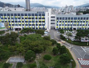 양산시 행사 과부하에 공무원 '짜증 폭발'