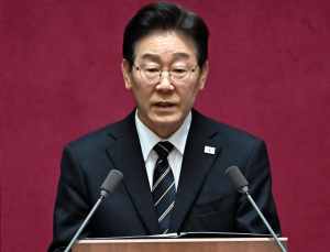 李대통령 시정연설…“민생 경제 전시 상황, 초당적 협력 필요해” [쿠키포토]