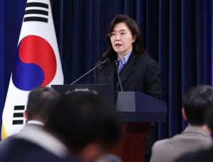 청와대 “중동 정세 조속 안정 기대”…트럼프 발언에 ‘신중 대응’