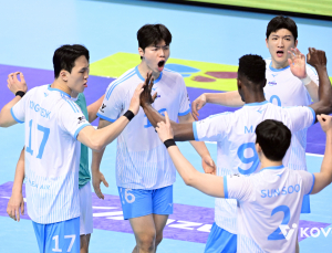 대한항공, 현대캐피탈 꺾고 ‘V6’…2년 만에 정상·트레블 달성 [쿠키 현장]