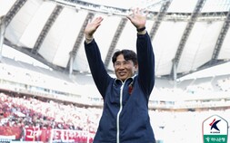 FC서울 1위 질주…김기동 감독 “우승팀 전북 잡고 한 단계 성장했다” [쿠키 현장]