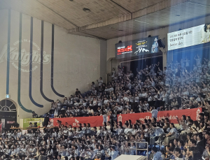 원정이 아닌 홈이었다…소노, 적지에서 팬들과 만든 2연승