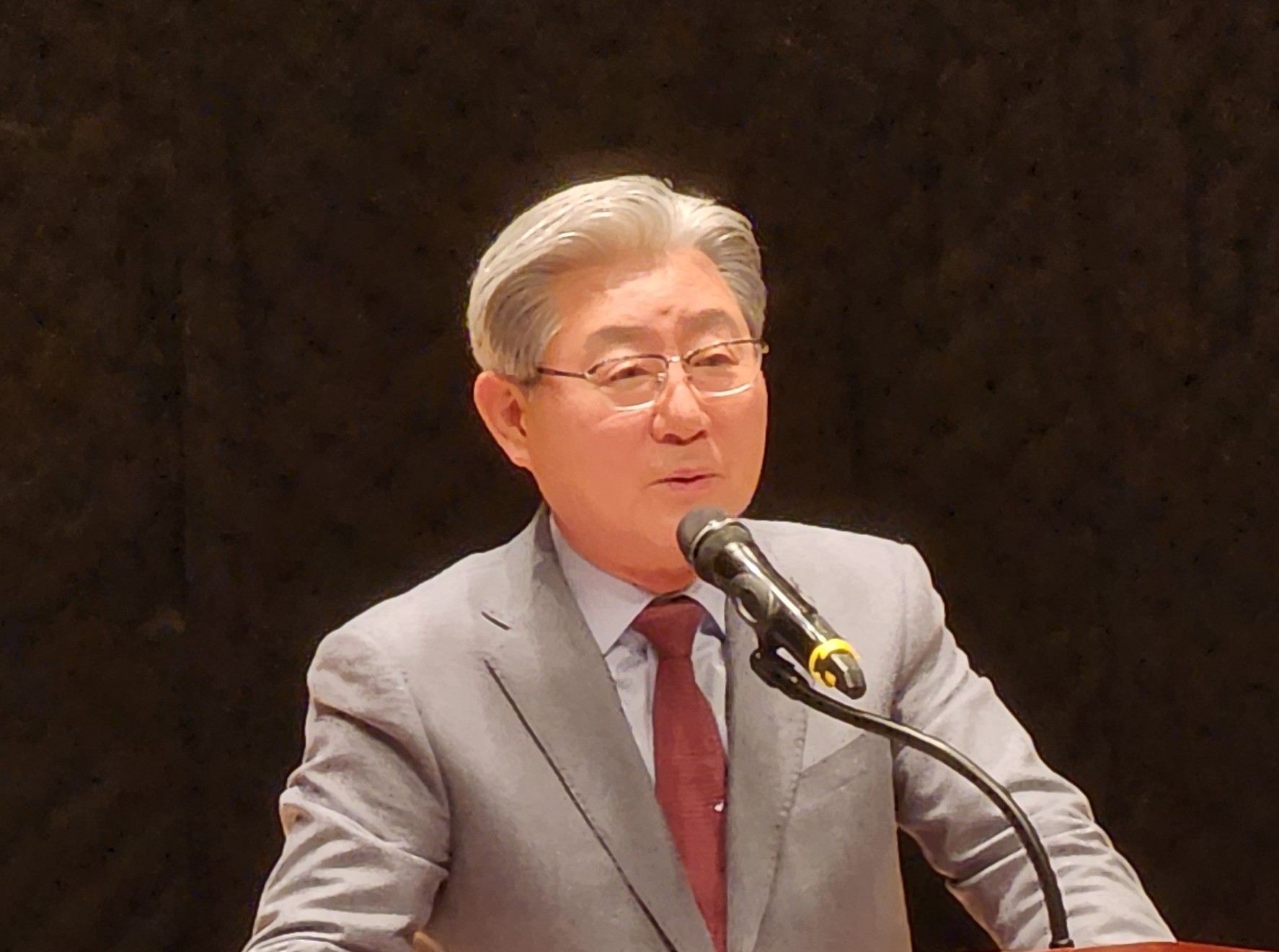 “당 아닌 군민 선택 받겠다”…오태완 군수, 무소속 출마 선언