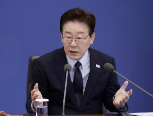 李대통령 “금융기관 독점 영업하면서 공공성 취약” 직격
