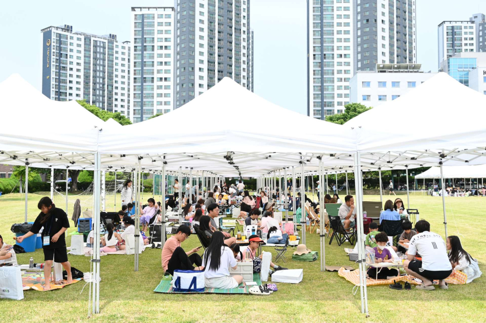 한국재료연구원 주최 과학상상그리기대회가 열리고 있다. KIMS제공