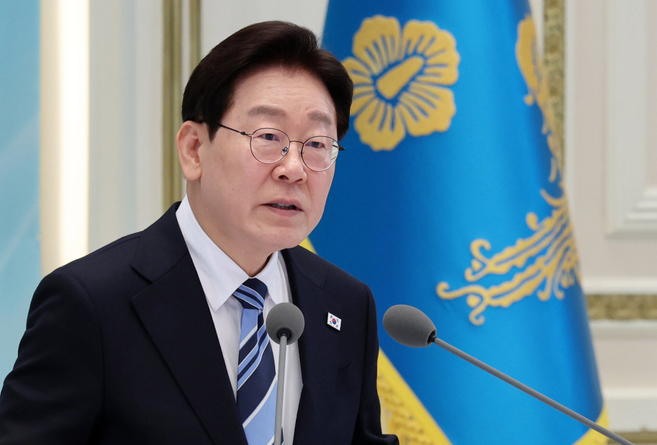 이재명 대통령이 지난 4월 17일 청와대 영빈관에서 열린 공공기관 및 유관기관 업무보고에서 발언하고 있다. 연합뉴스