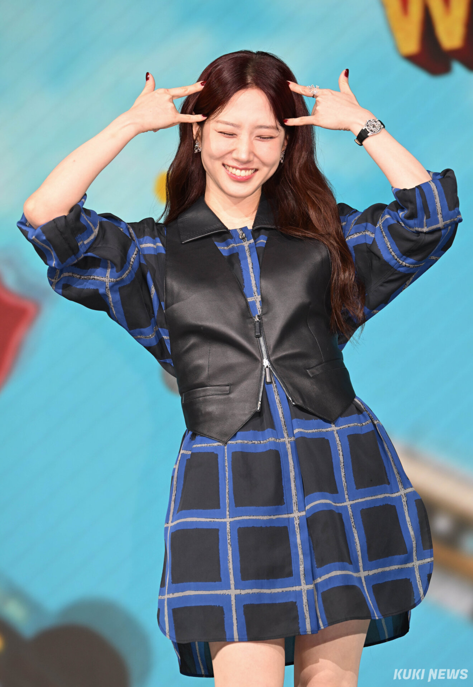 배우 박은빈이 12일 오전 서울 종로구 JW메리어트 동대문 스퀘어에서 진행된 넷플릭스 시리즈 ‘원더풀스’ 제작발표회에서 포즈를 취하고 있다.