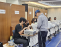 6·3 지방선거 사전투표 첫날…용산구 현장 가보니 [쿡 정치포토]