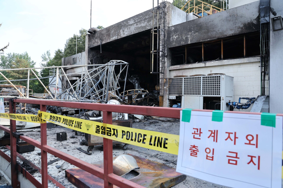 1일 폭발 사고가 발생한 대전 유성구 한화에어로스페이스 대전사업장. 이날 사고로 현재까지 5명이 숨지고 2명이 중경상을 입은 것으로 파악됐다. 연합뉴스