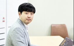 “선거판 바꾼 AI, 후보의 과거를 본다”… AI로 선거 읽는 남자, 강화평 플레 대표 [쿠키인터뷰]