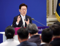 李대통령 “투표용지 부족, 대한민국 한순간에 망가뜨려…심각한 문제”