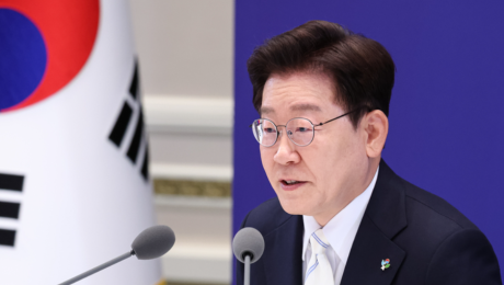 李대통령 지지율 57%로 9%p 하락…민주 41%·국힘 25%, 격차 축소 [NBS]