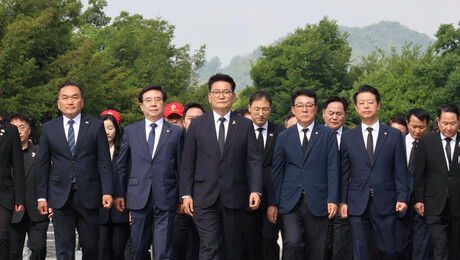 민주당 전대 앞두고 ‘적통 논쟁’…당심 쟁탈전 본격화