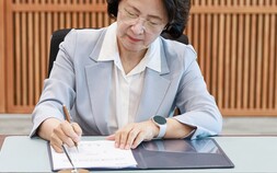 추미애 경기지사 1호 결재는 ‘K-반도체 혁신 대책’…반도체 초격차 속도전