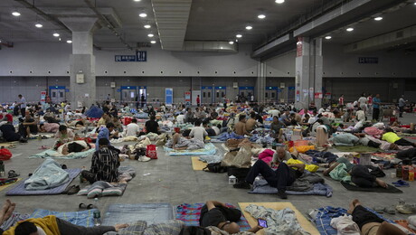 태풍 ‘바비’ 중국 강타…220만명 대피·항공편 2800여편 결항 예고